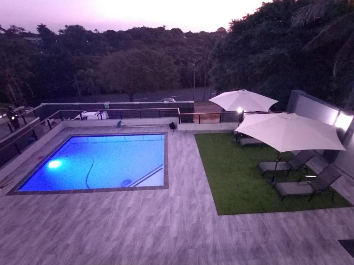 Hotel Casa De Luxe Ballito Exterior foto